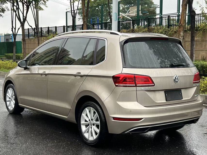 Volkswagen Golf Sportsvan 2019 صورة سيارة #7