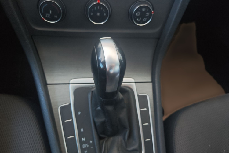 Volkswagen Golf 2016 #18 Volkswagen Golf 2016 car image #18