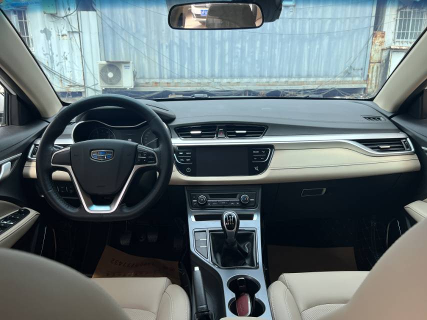 GEELY Emgrand 2019 car image #6