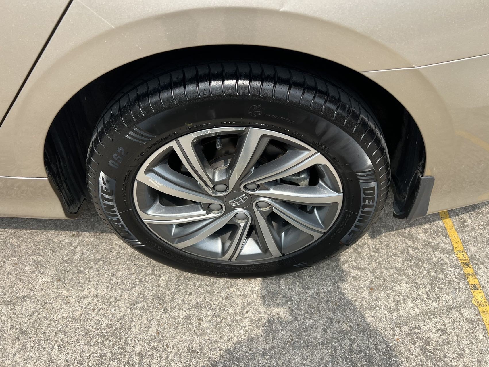 GEELY Binray 2018 car image #14