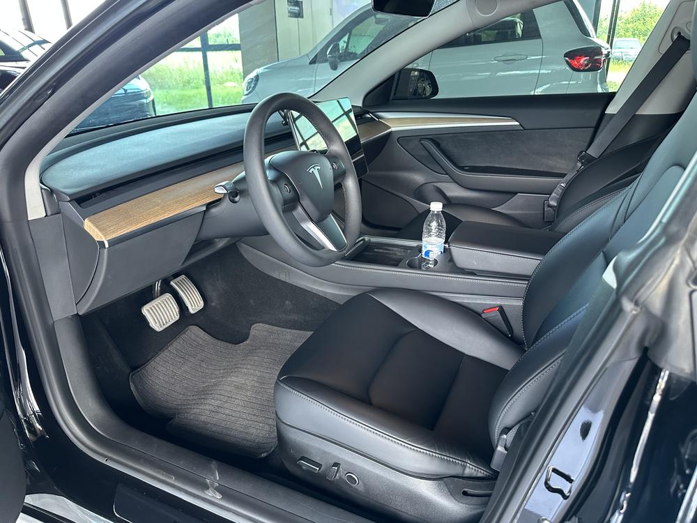 Tesla Model 3 2023 #11 Tesla Model 3 2023 car image #11