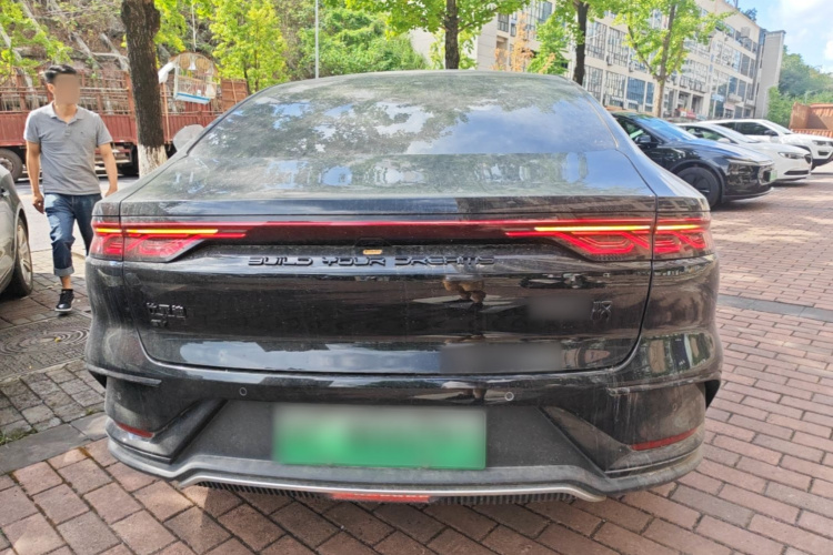 BYD Han 2024 car image #6