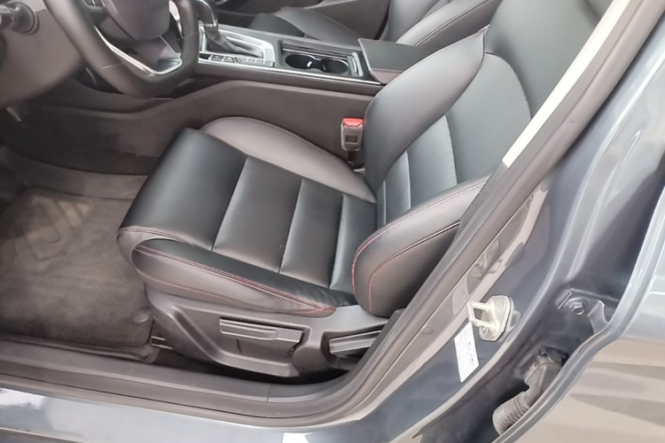 GEELY Binray 2020 car image #15