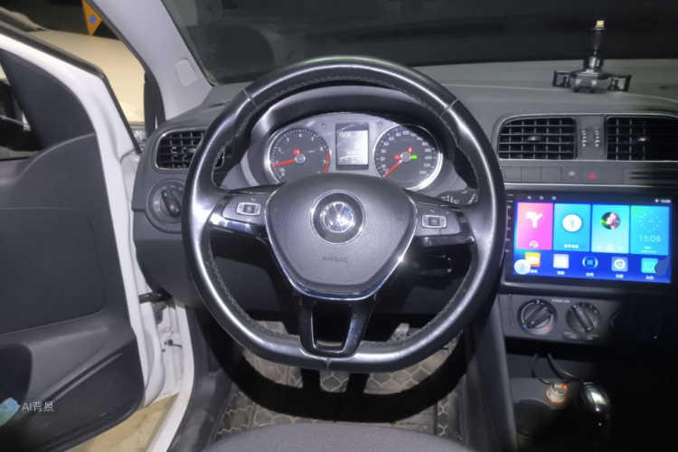 Volkswagen Polo 2017 car image #12