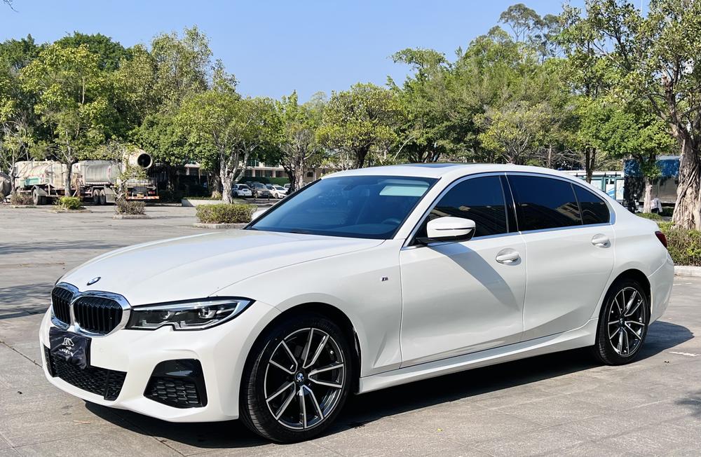 BMW 3 Series 2020 car image 