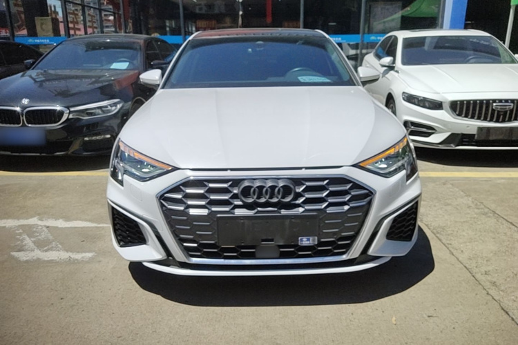Audi A3 2022 imagen de coche #3