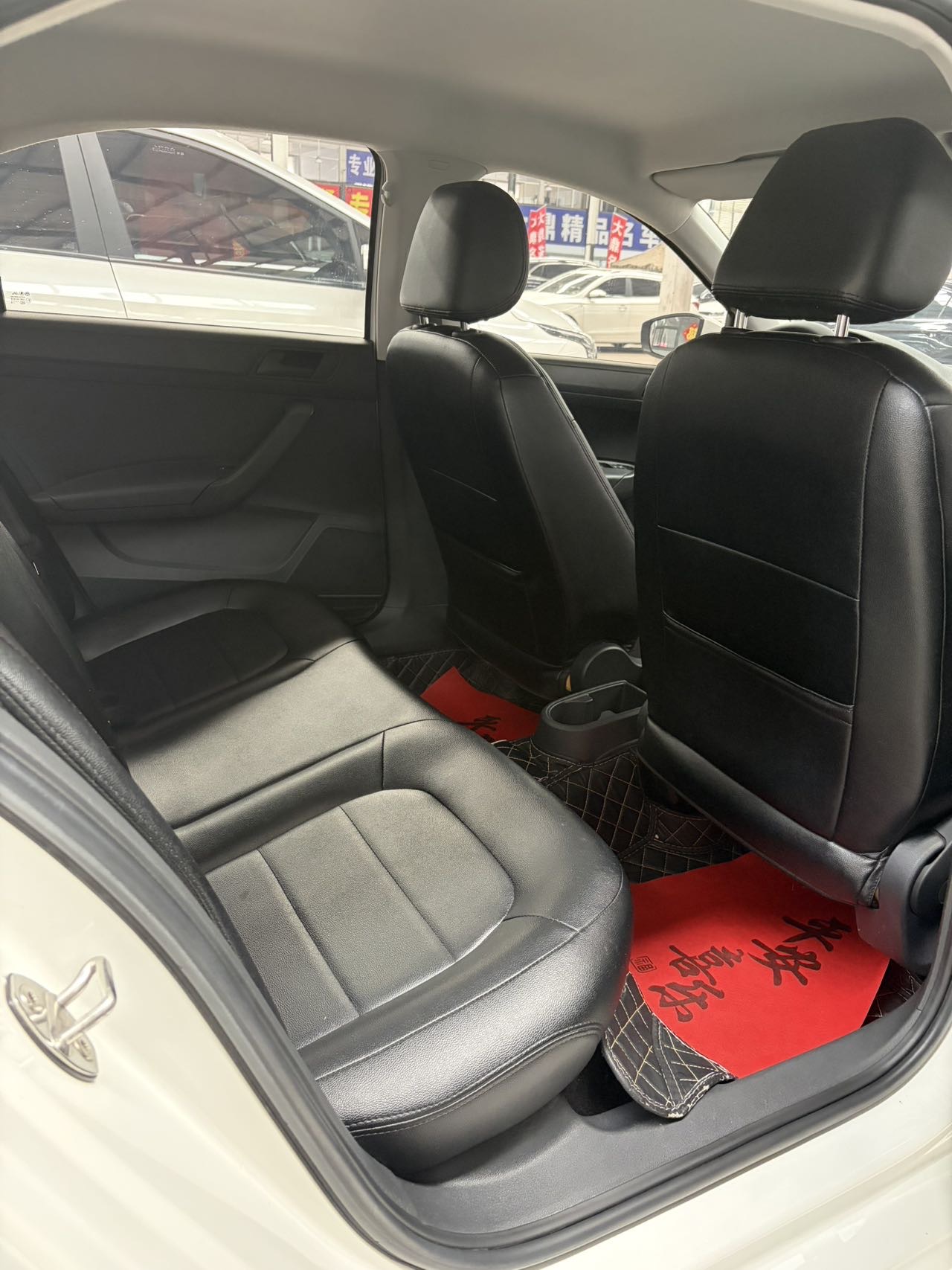 Volkswagen Santana 2019 car image #8