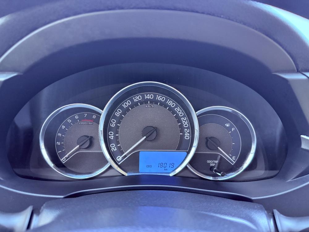 2015 car image #15
