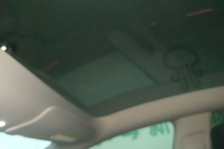 Tesla Model Y 2025 car image #18