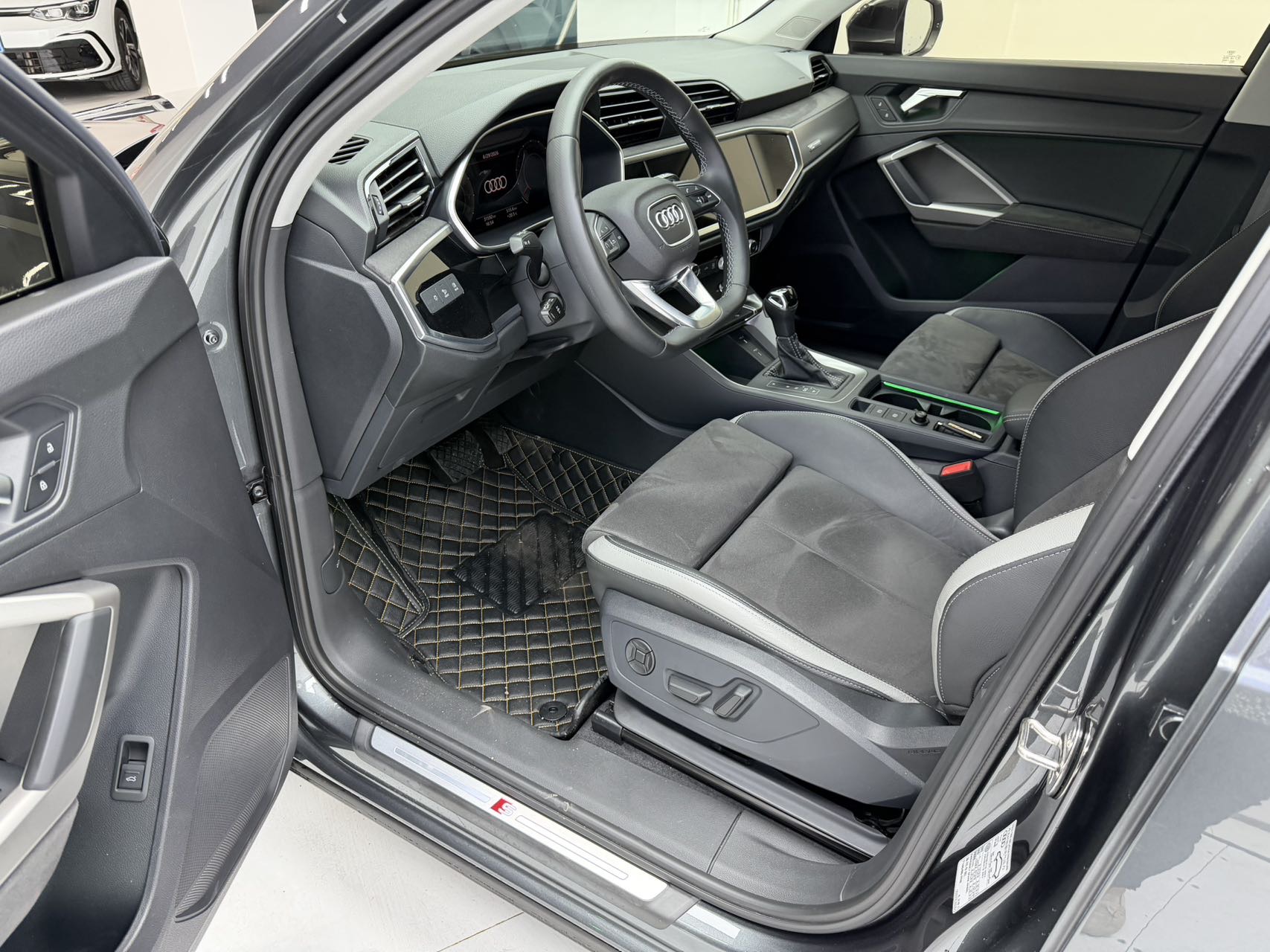 Audi Q3 2023 #10 Audi Q3 2023 immagine di auto #10