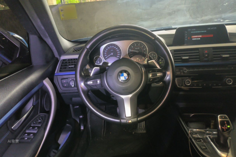 BMW 3 Series 2018 immagine di auto #12
