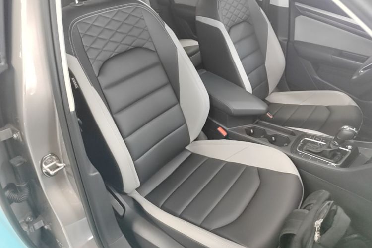Volkswagen Bora 2023 car image #24