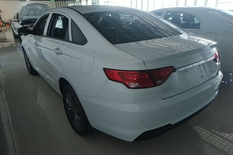 GEELY Emgrand New Energy 2021 car image #5