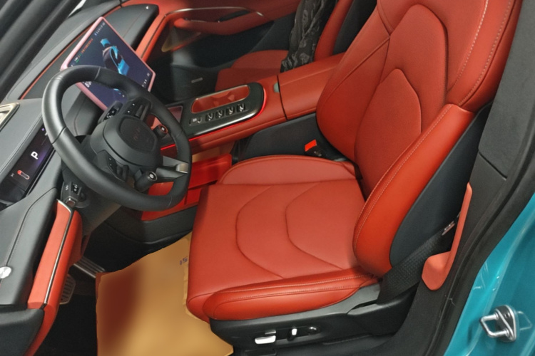 MI SU7 2024 immagine di auto #15