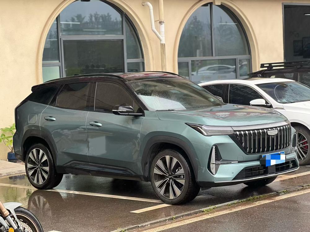 GEELY Boyue L 2025 car image #3