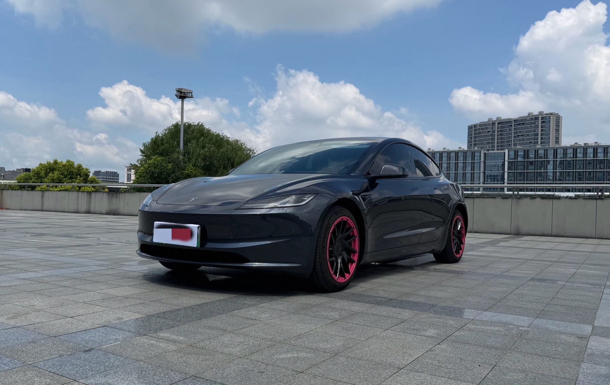 Tesla Model 3 2024 car image 