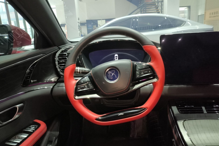 BYD Han 2021 #15 BYD Han 2021 car image #15