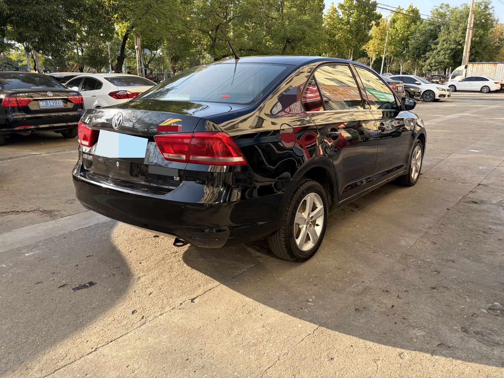 Volkswagen Santana 2015 car image #7