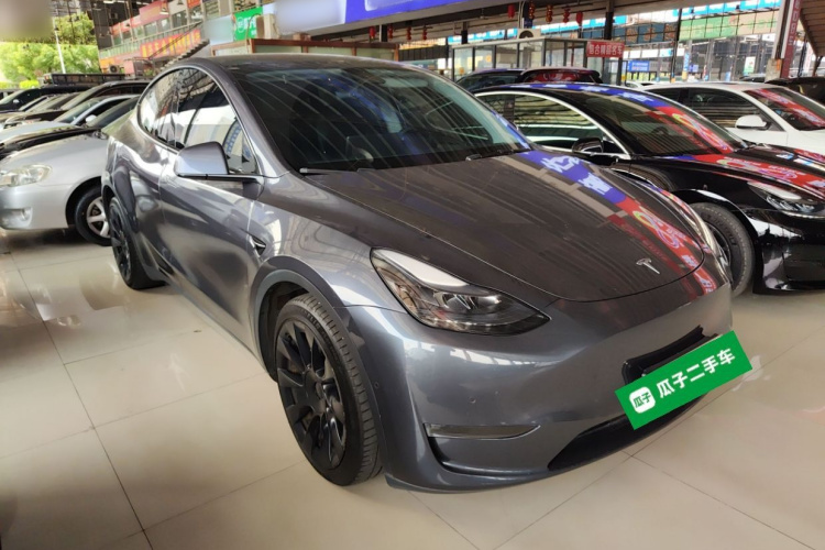 Tesla Model Y 2021 #4 Tesla Model Y 2021 immagine di auto #4