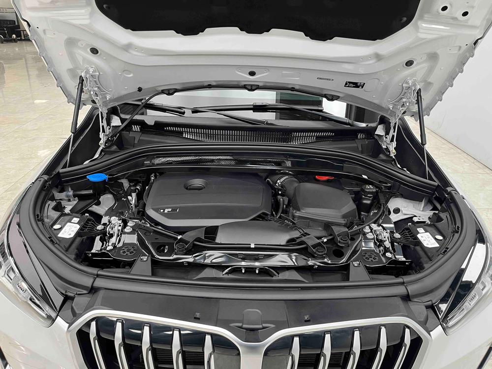 BMW X1 2023 car image #6