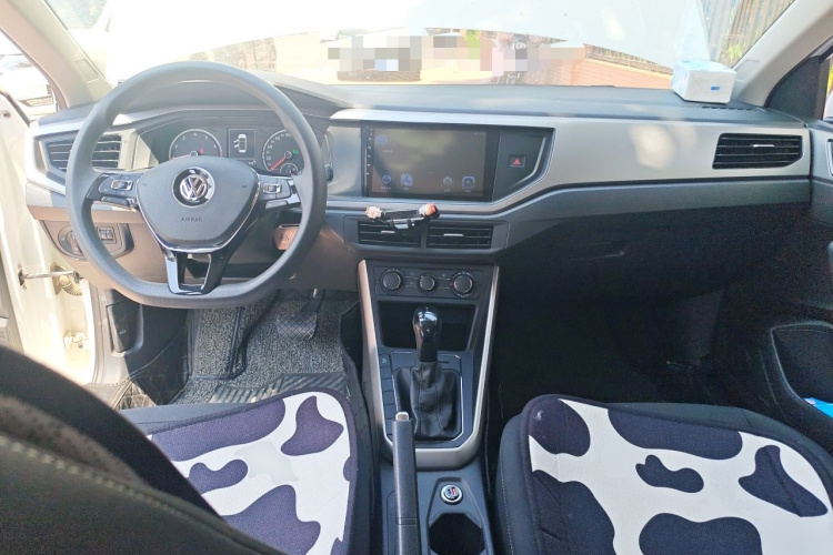 Volkswagen Polo 2020 car image #7