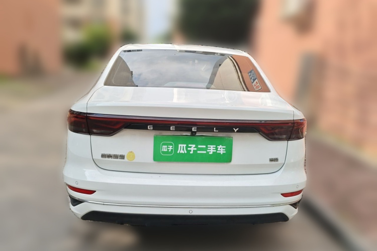 GEELY Emgrand 2022 #4 GEELY Emgrand 2022 car image #4