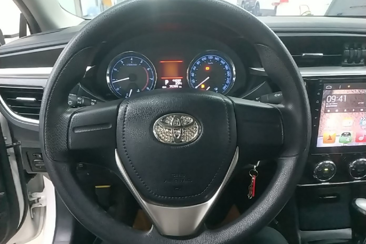 Toyota Corolla 2017 car image #11