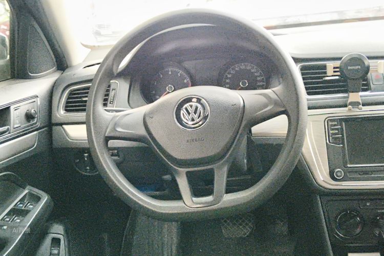 Volkswagen Lavida 2018 car image #12