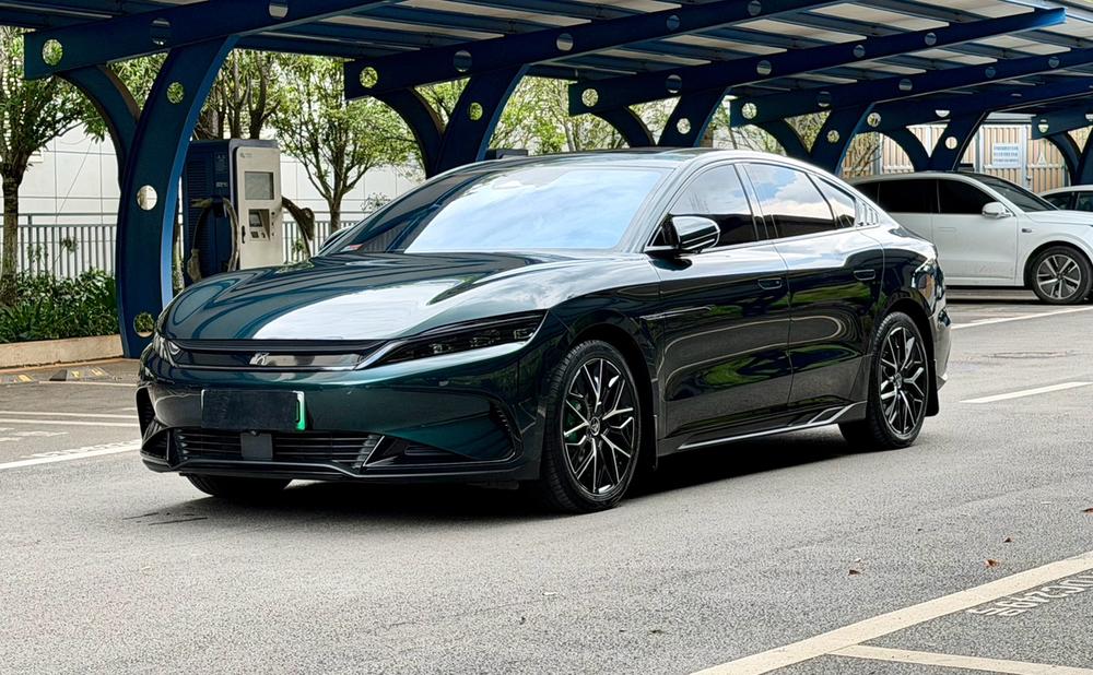 BYD Han 2023 car image 