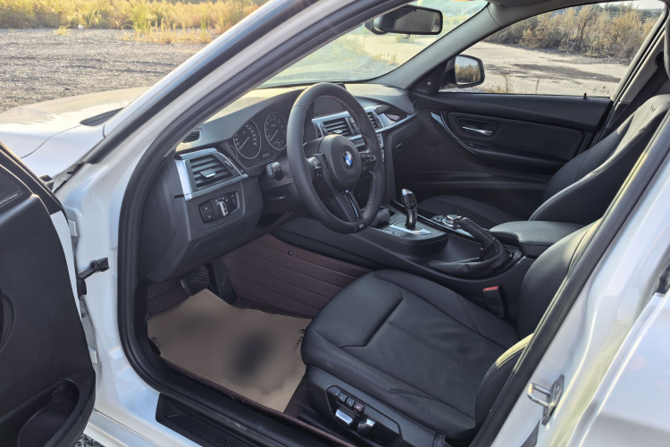 BMW 3 Series 2016 #17 BMW 3 Series 2016 immagine di auto #17