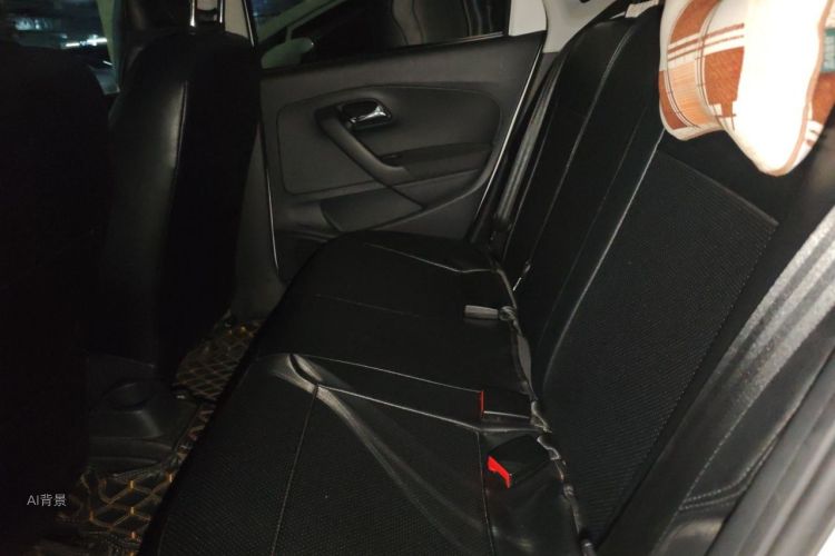 Volkswagen Polo 2019 car image #19