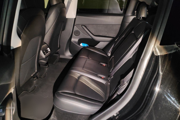 Tesla Model Y 2021 #19 Tesla Model Y 2021 immagine di auto #19