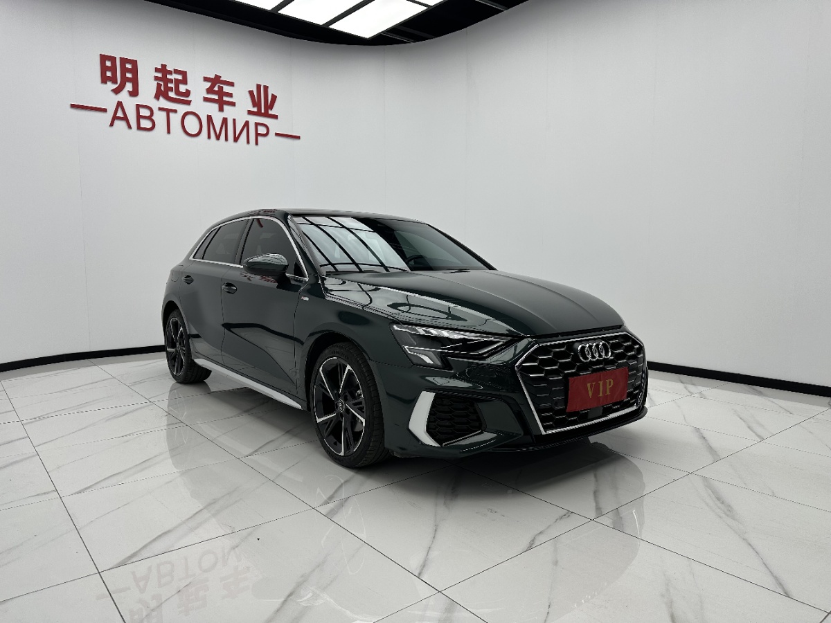 2022 car image #3