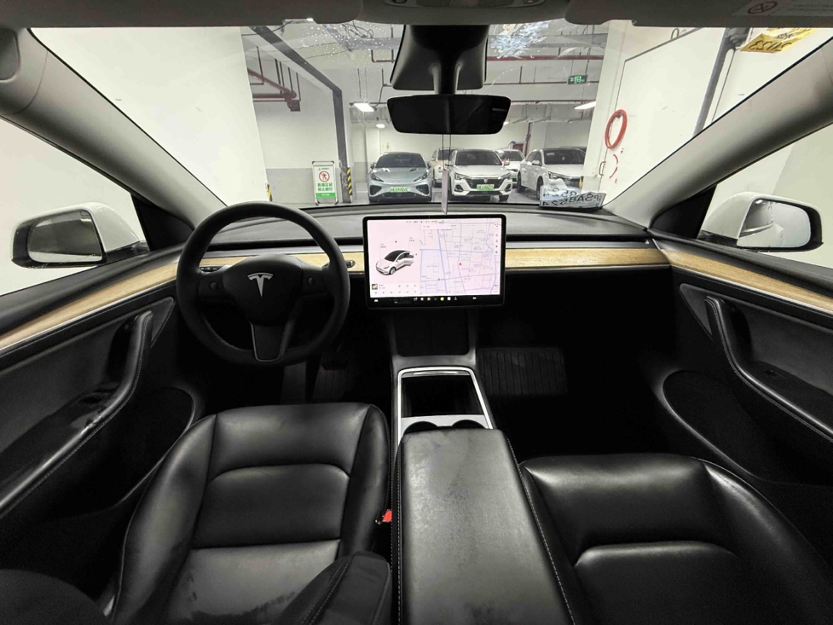 Tesla Model Y 2021 #4 Tesla Model Y 2021 car image #4