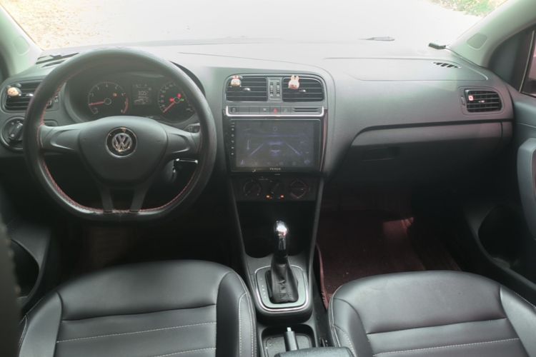 Volkswagen Polo 2019 car image #10