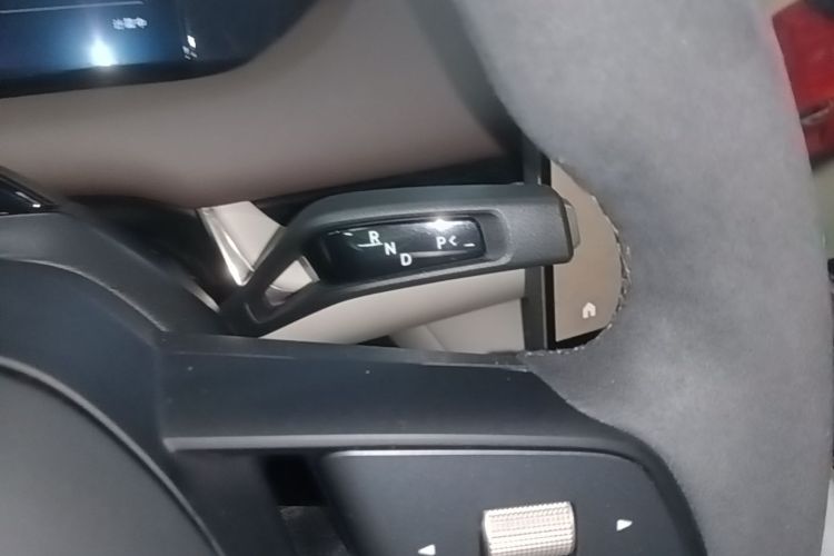 2026 #14 2026 immagine di auto #14