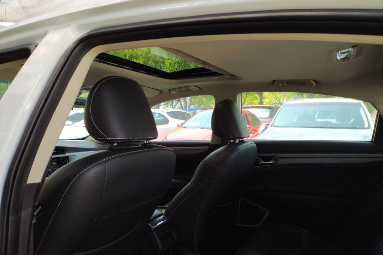 GEELY Emgrand GL 2019 car image #18