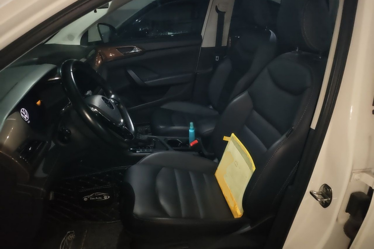 Volkswagen Tharu 2022 car image #15
