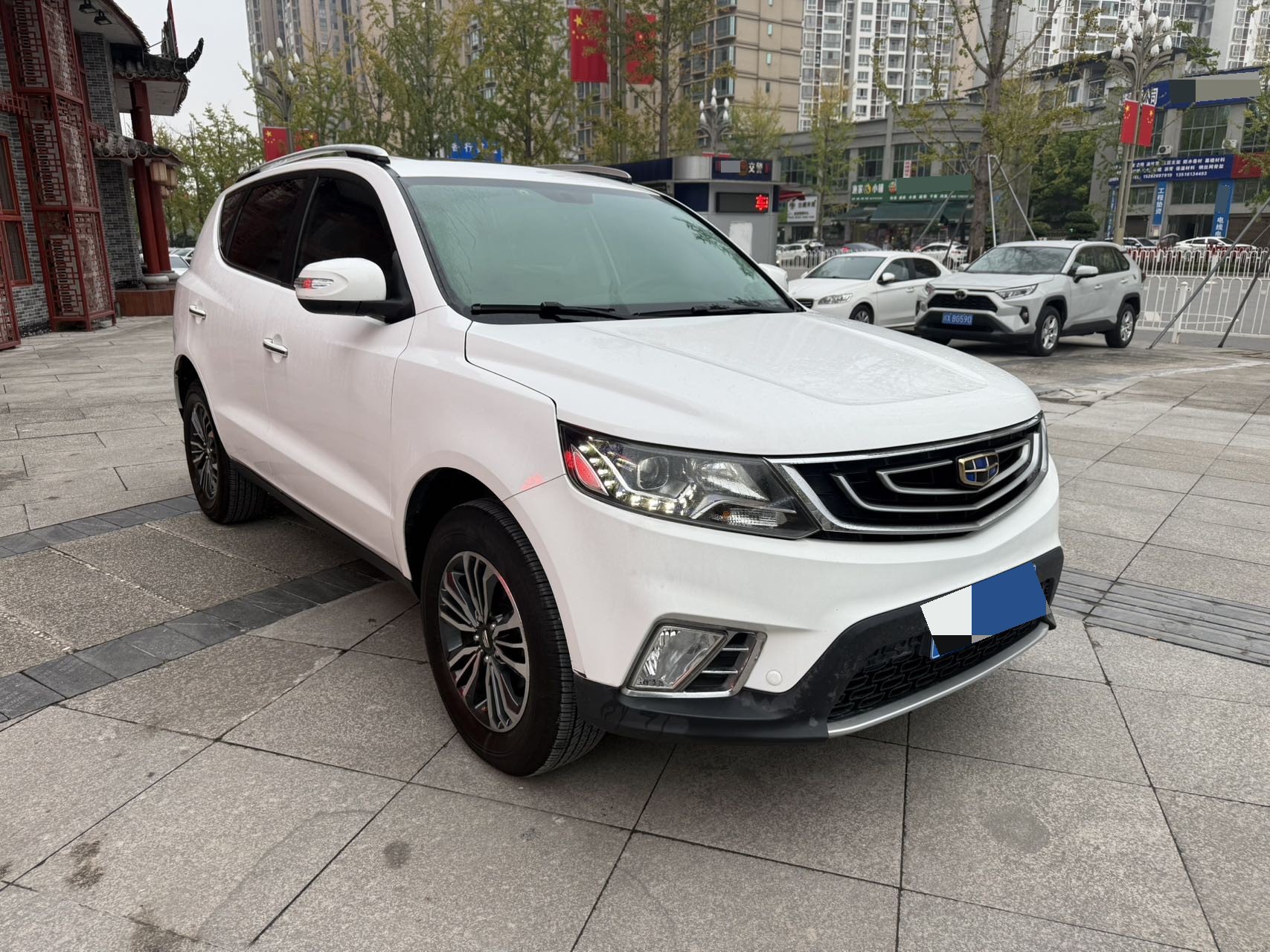 GEELY Vision X6 2017 immagine di auto #3