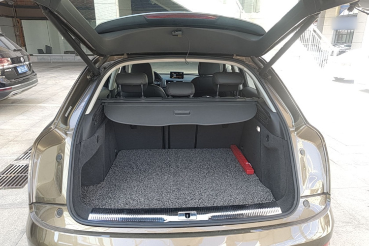 Audi Q3 2017 #19 Audi Q3 2017 car image #19