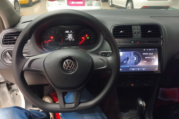 Volkswagen Polo 2017 imagem de carro #11