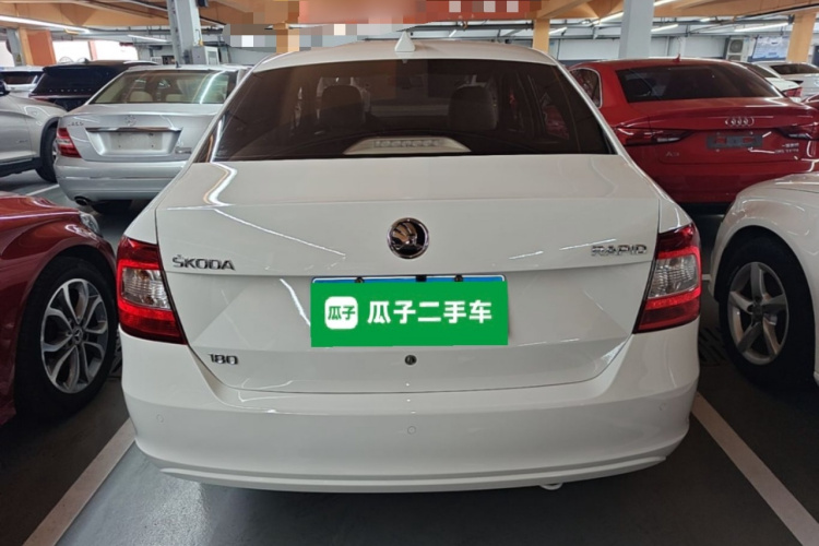 Skoda Rapid 2017 #6 Skoda Rapid 2017 car image #6