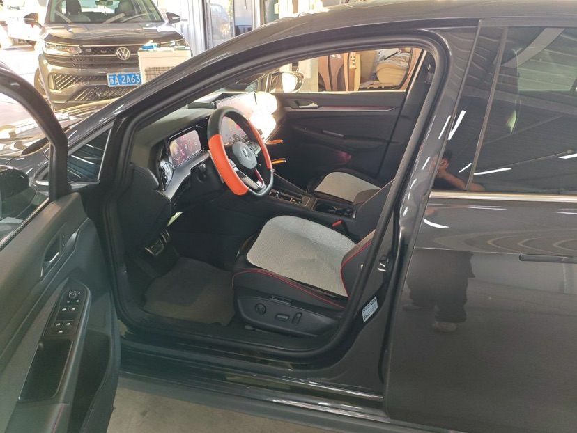 大众 高尔夫GTI 2026 汽车图片 #2