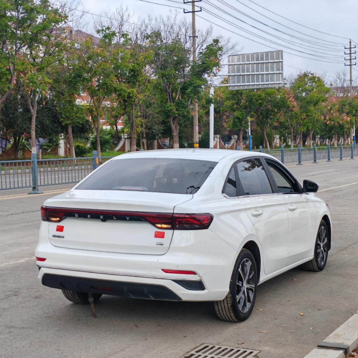 GEELY Emgrand 2024 car image #9