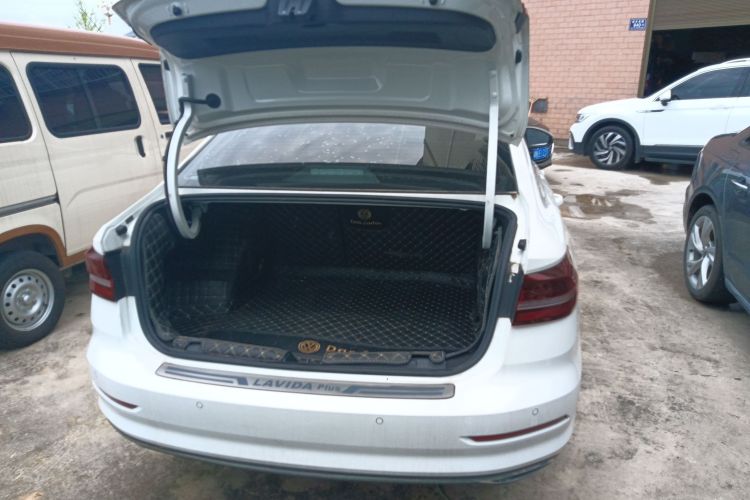 Volkswagen Lavida 2022 car image #21