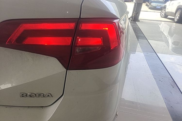 Volkswagen Bora 2016 #8 Volkswagen Bora 2016 car image #8