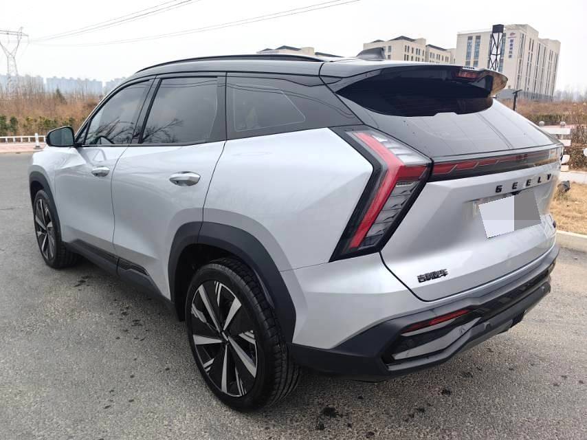 GEELY Boyue L 2023 car image #8