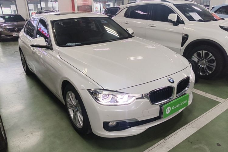 BMW 3 Series 2017 #4 BMW 3 Series 2017 car image #4