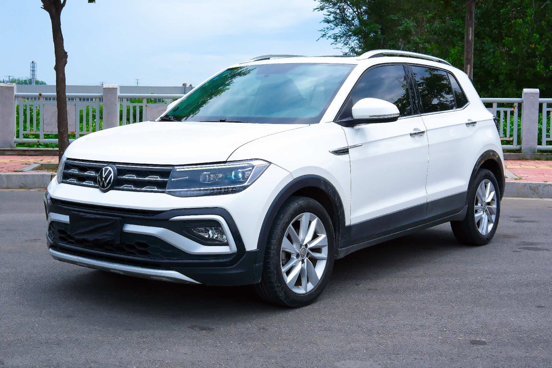 Volkswagen T-Cross 2020 Volkswagen T-Cross 2020 car image