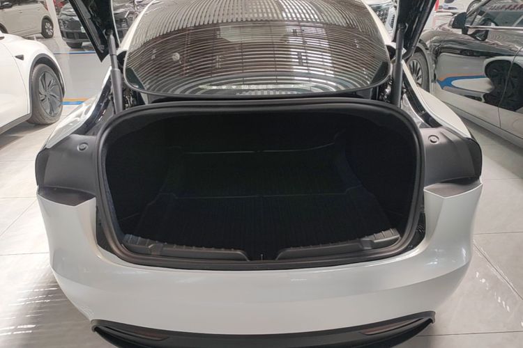 Tesla Model 3 2023 #21 Tesla Model 3 2023 car image #21